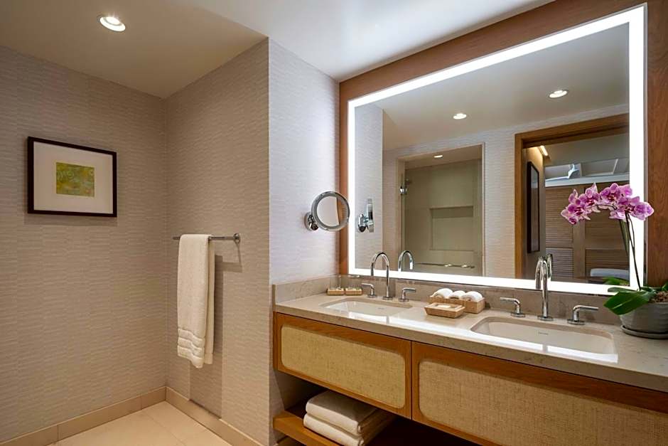 Mauna Kea Beach Hotel, Autograph Collection by Marriott