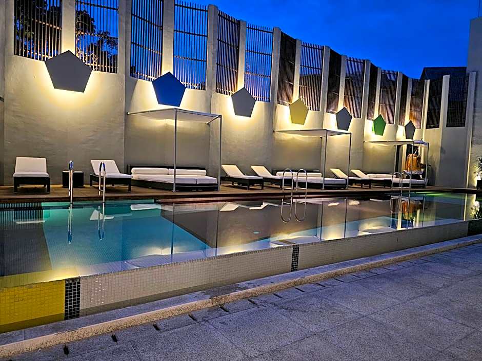 Chill Hotel Seminyak