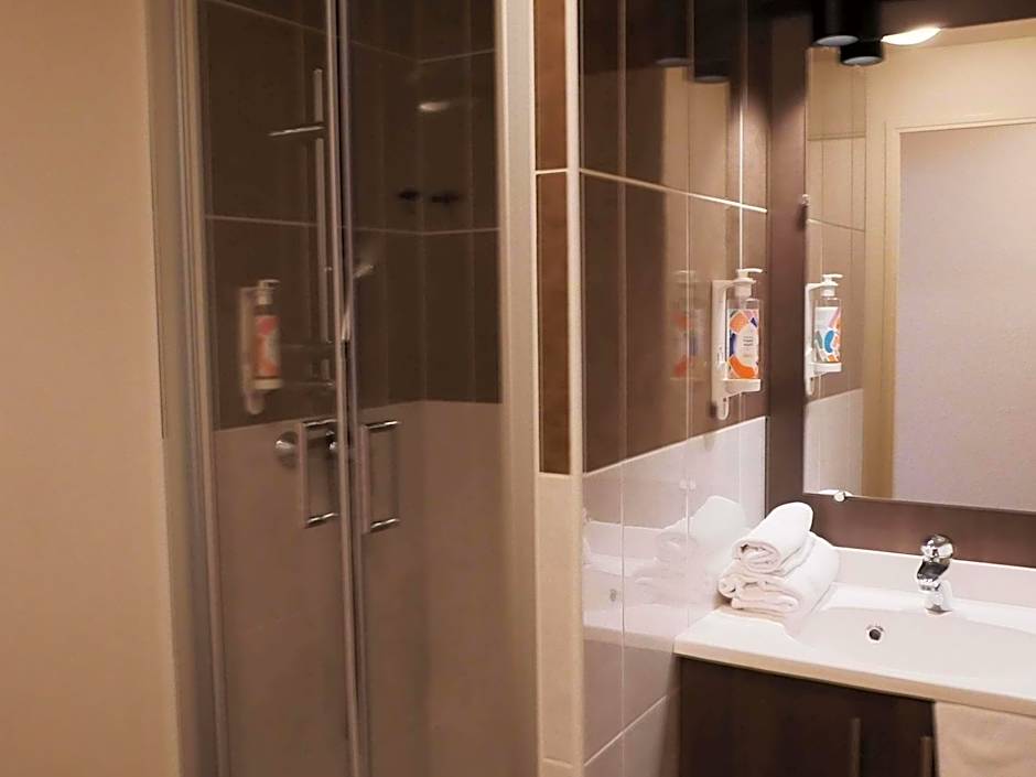 Adagio Access Poitiers Aparthotel