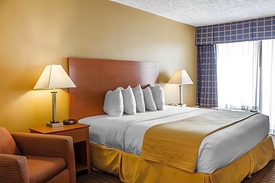 Wilkes-Barre Inn & Suites