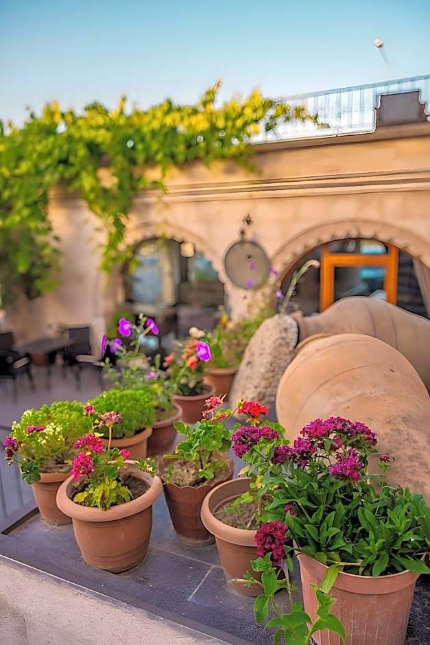 Cave Hotel Saksagan