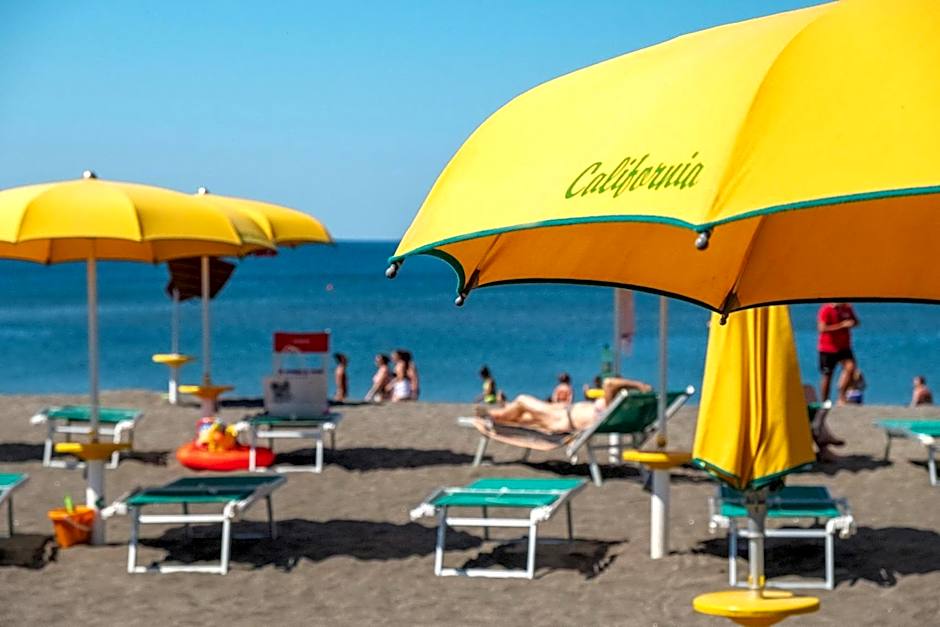 Gitavillage California