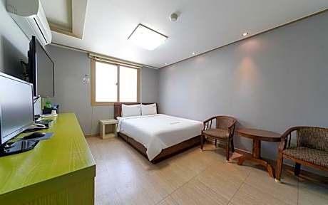 Geojedo Jangseungpo Vision