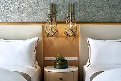 Queen Room with Two Queen Beds and Park View