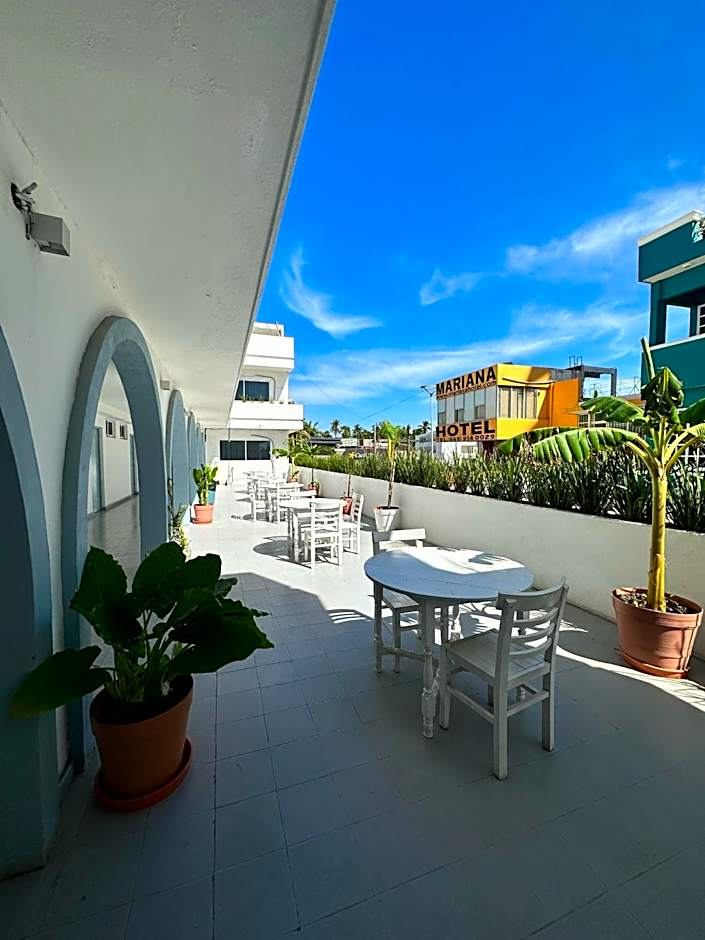 Creta Hotel & Suites