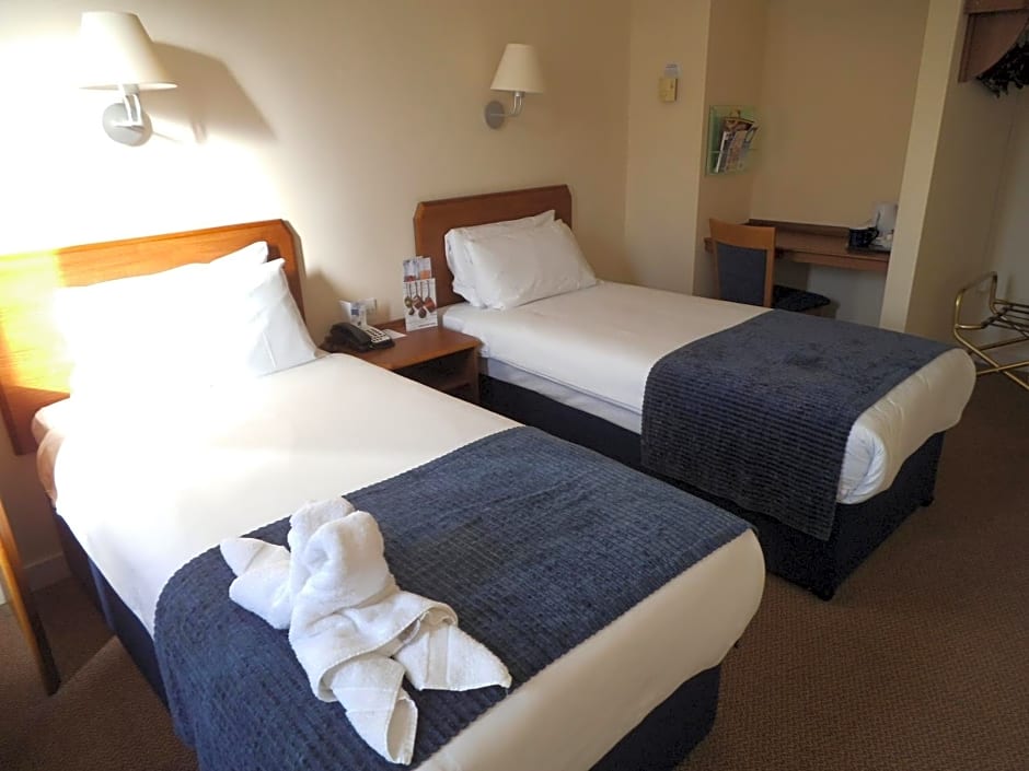 Airport Inn Gatwick