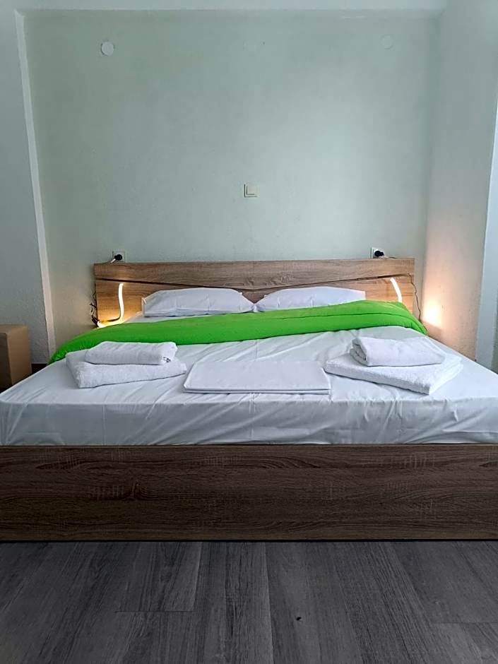 Oasis luxury apartments