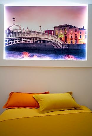 Deluxe Single Room