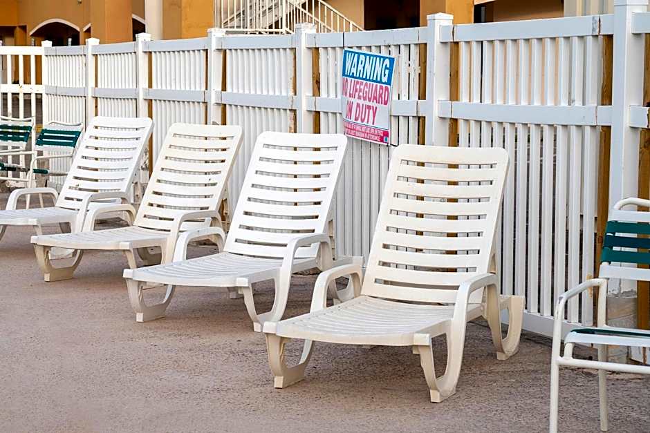 Island Inn By OYO Galveston Beach, TX