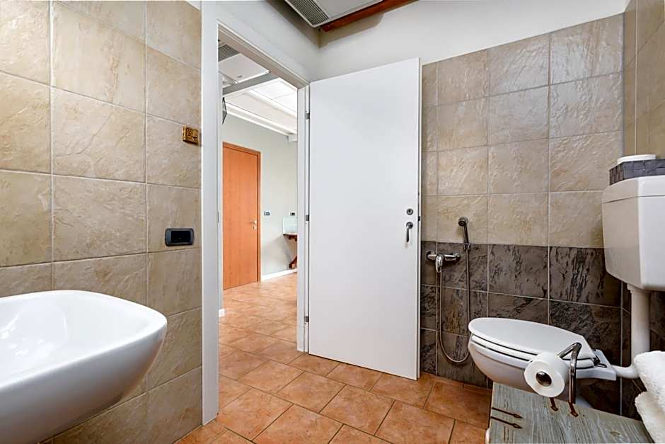 Ca'Luna Guest House