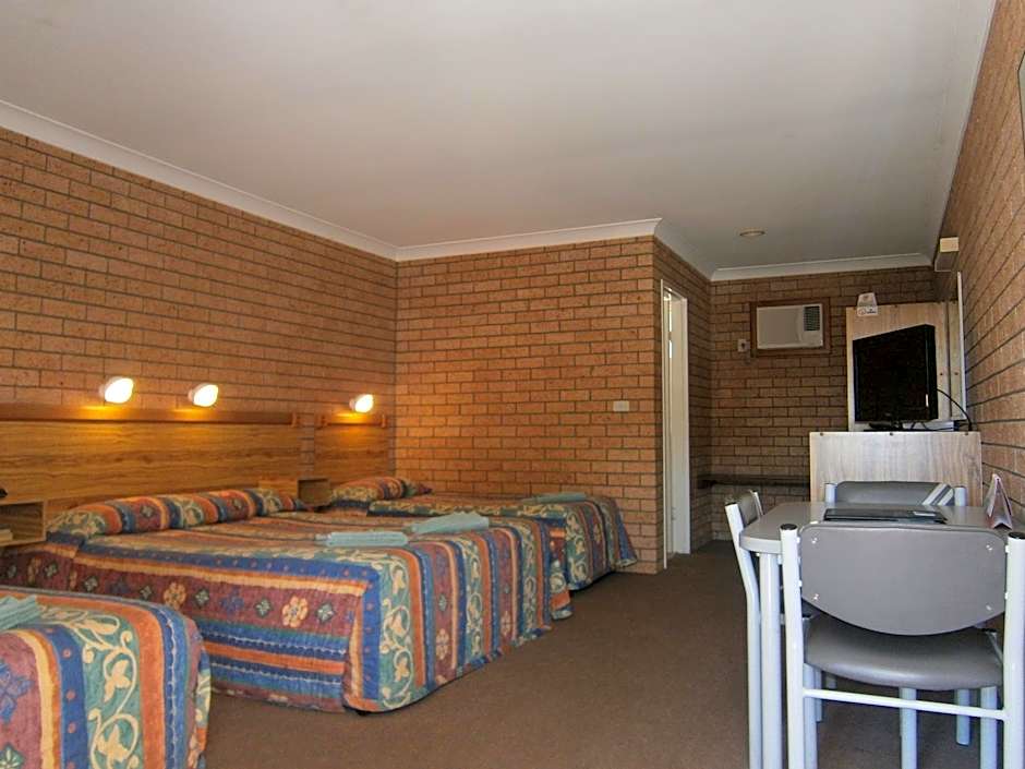 Aaron Inn Motel