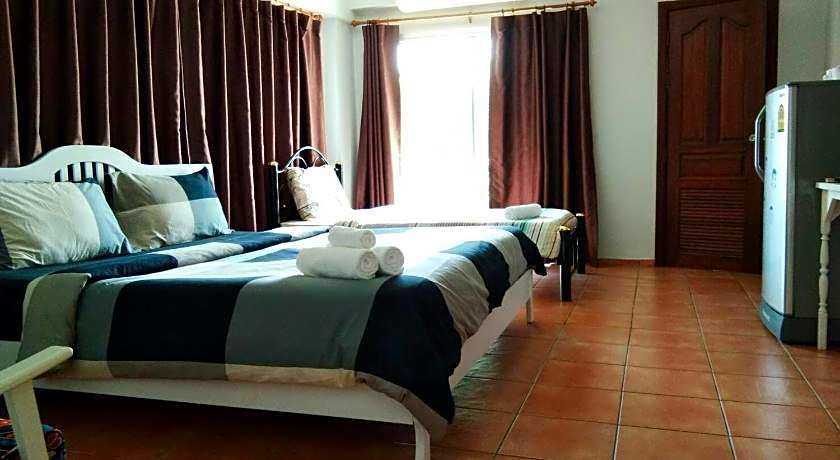 Lomsabai Apartments Chon Buri