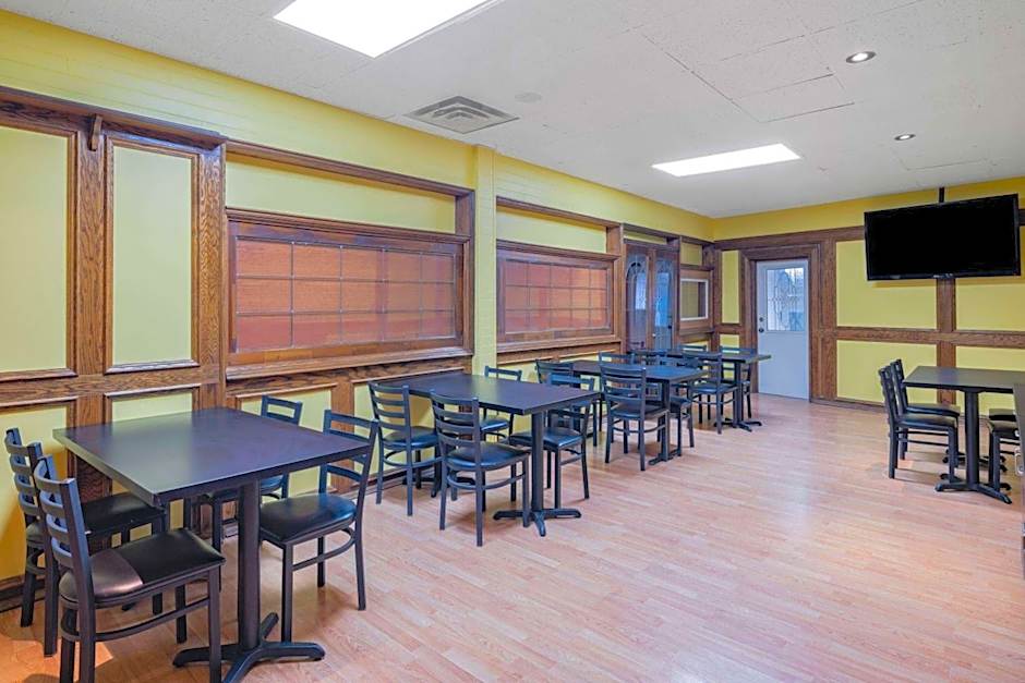 Travelodge by Wyndham Fort St John