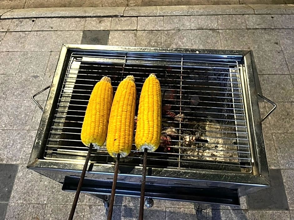 TEDDY 96 HOMESTAY & CAFE GRAND WORLD PHU QUOC