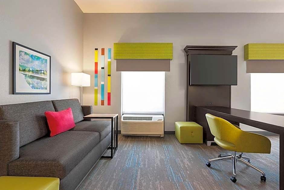 Hampton Inn By Hilton And Suites York South