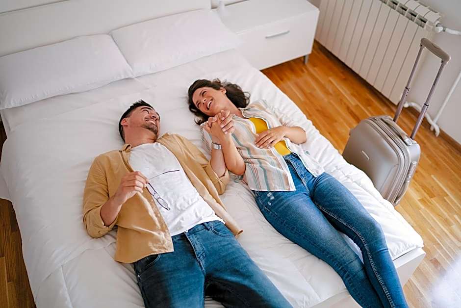 New Generation Hostel Como Lake