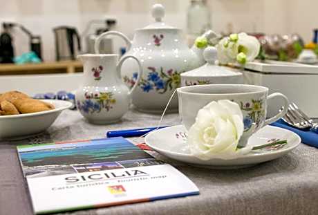 Twin Room with Private Bathroom