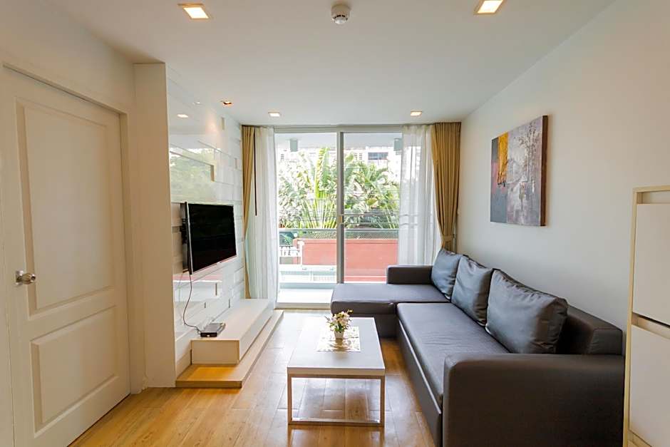 United Residence Ekamai Bangkok