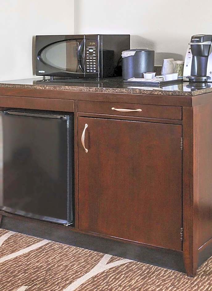 Hilton Garden Inn Hampton Coliseum Central