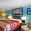 Super 8 by Wyndham Bradenton Sarasota Area