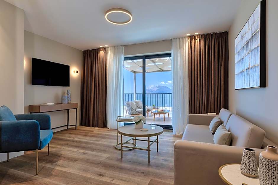 Airotel Achaia Beach