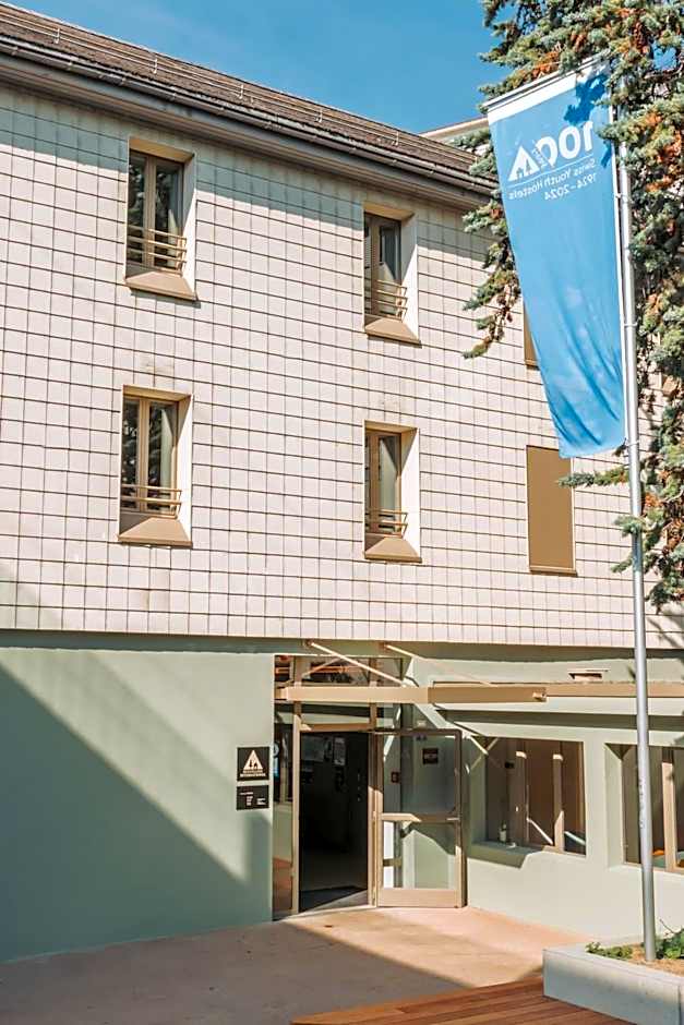 Montreux Youth Hostel