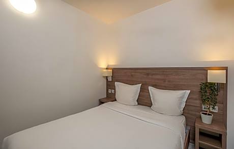 Comfort Double Room with Courtyard View