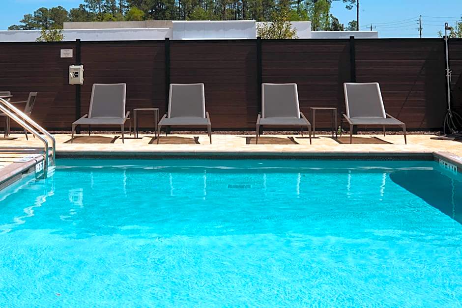 Courtyard by Marriott Lake City