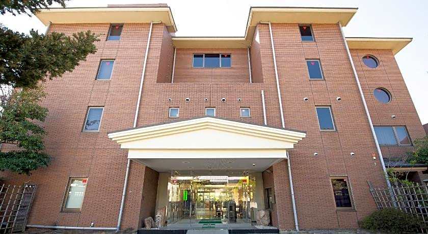 Chateraise Lodge Kasugai