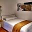 La Tozi Hotel