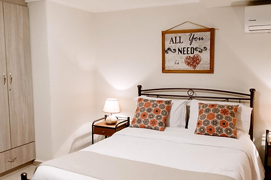 BEST HOUSE, CENTRAL APRTM., AGIOU NIKOLAOU, PATRA