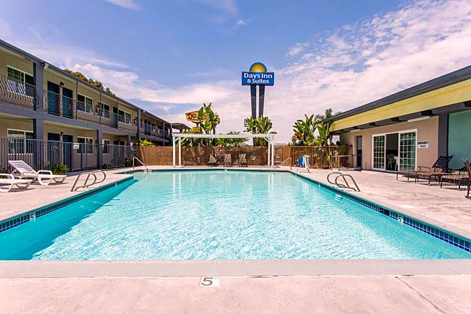 Days Inn by Wyndham San Diego-East/El Cajon