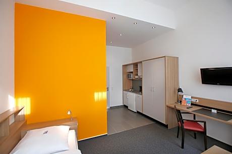 Superior Single Room with Kitchenette
