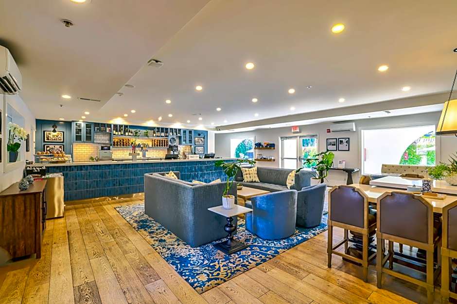The Lodge at Healdsburg, tapestry Collection by Hilton