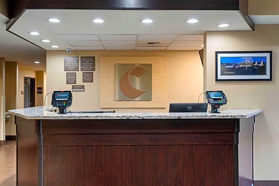 Comfort Suites Downtown Sacramento