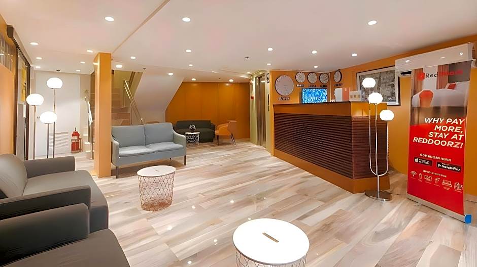 RedDoorz @ EDSA Pasay