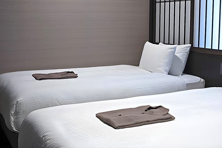 Hotel Ninja Black