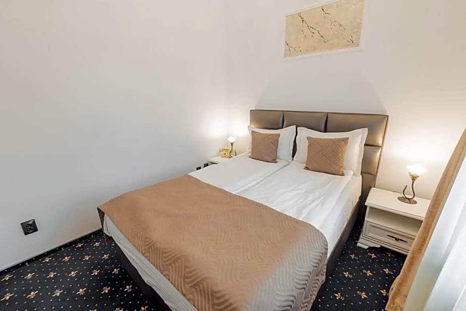 Hotel Carol - Vatra Dornei