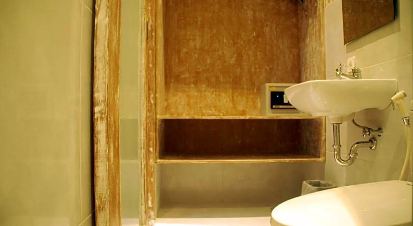 Sugiras Living Guest House