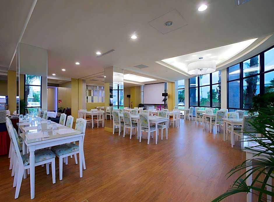 L'arc Hotel
