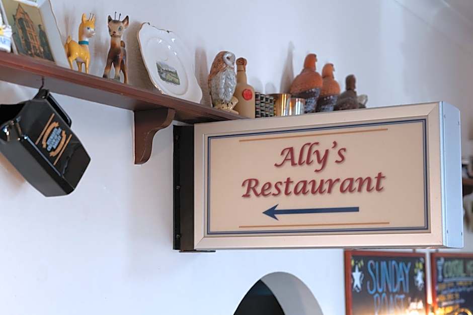 The Famous Star Hotel Moffat