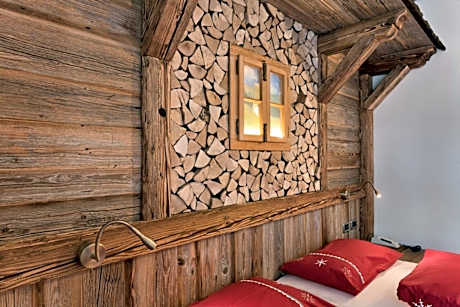 Superior Double or Twin Room with Mountain View