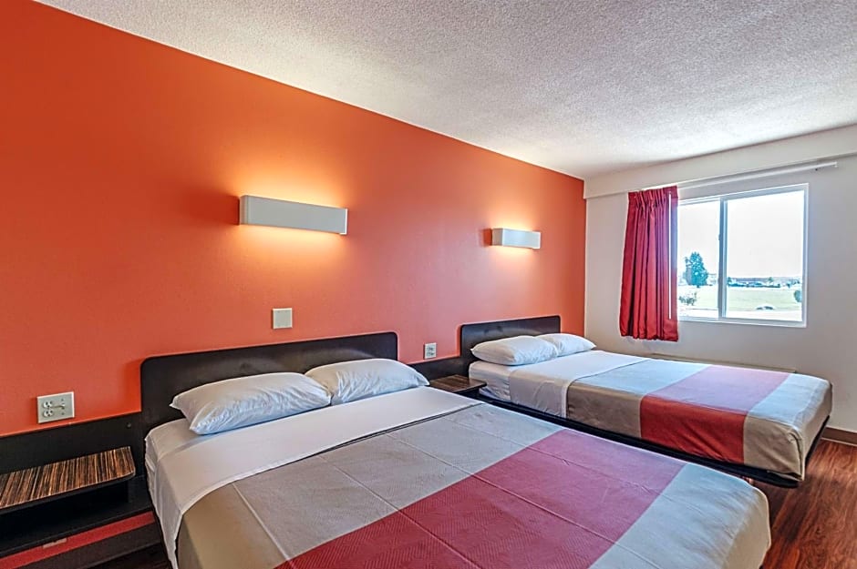 Motel 6-Martinsburg, WV