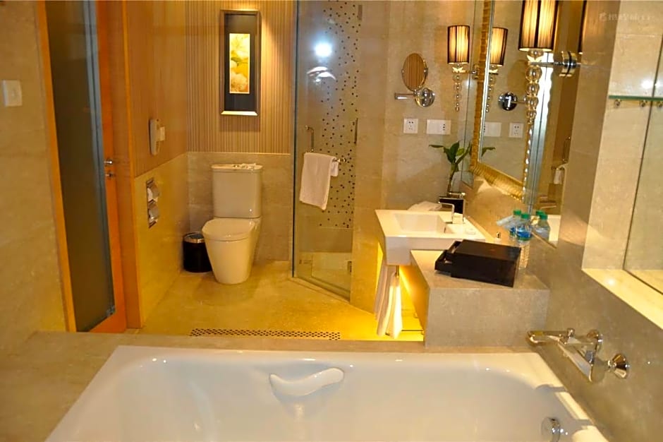 XinHua JianGuo Hotel