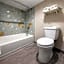 Red Roof Inn & Suites Houston - Hobby Airport