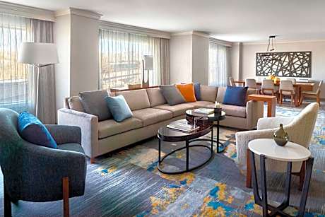 Hospitality Suite, King