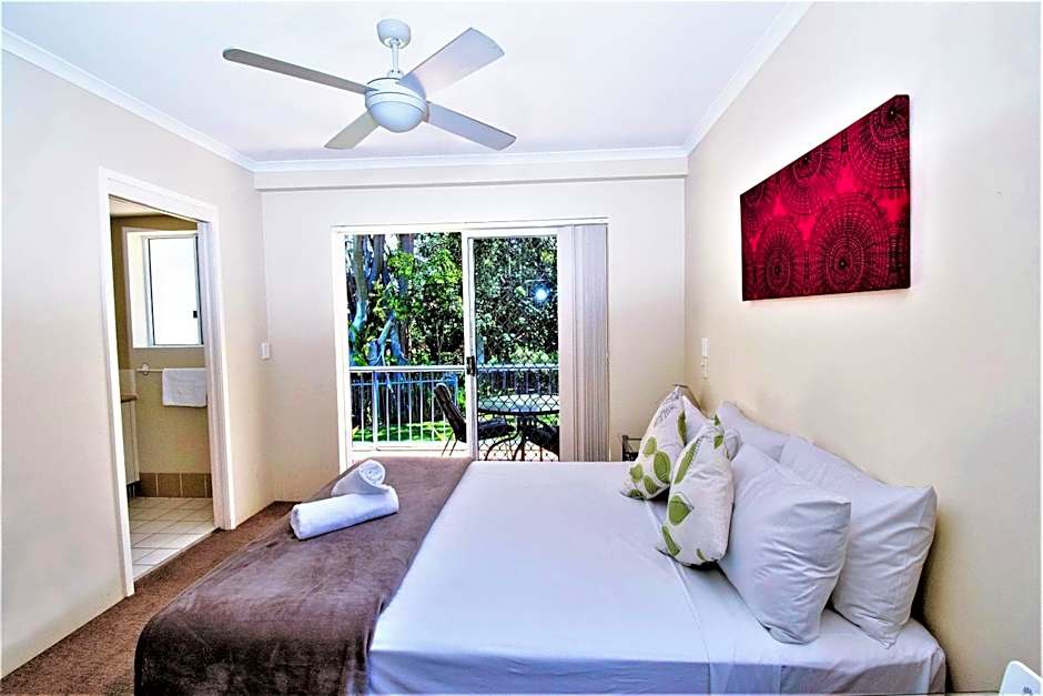 Sanctuary Lake Apartments