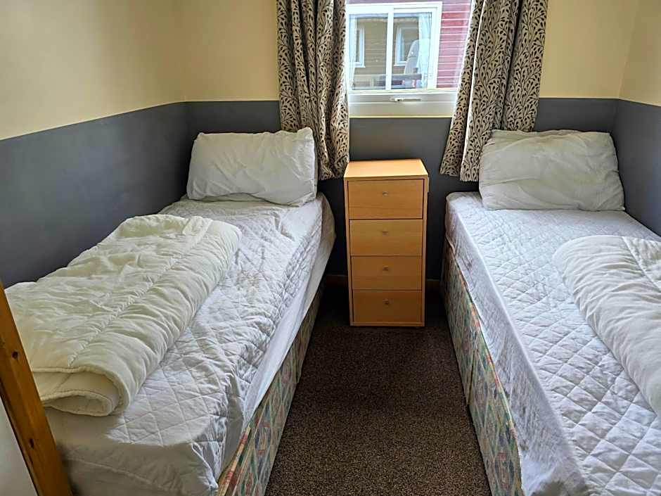 Castaways Holiday Park