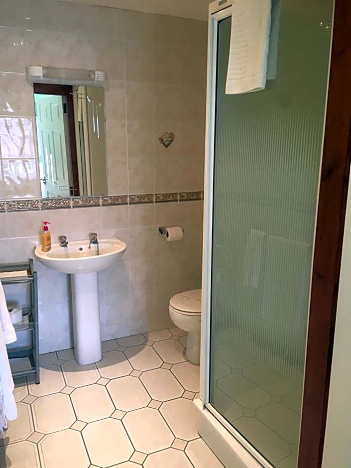 Zdjęcie 1 z 4 — 2 Beds