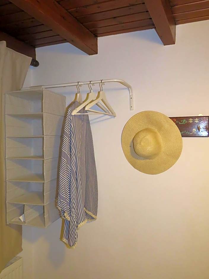 VILLAGE LIANA MAROULI KASTRAKI